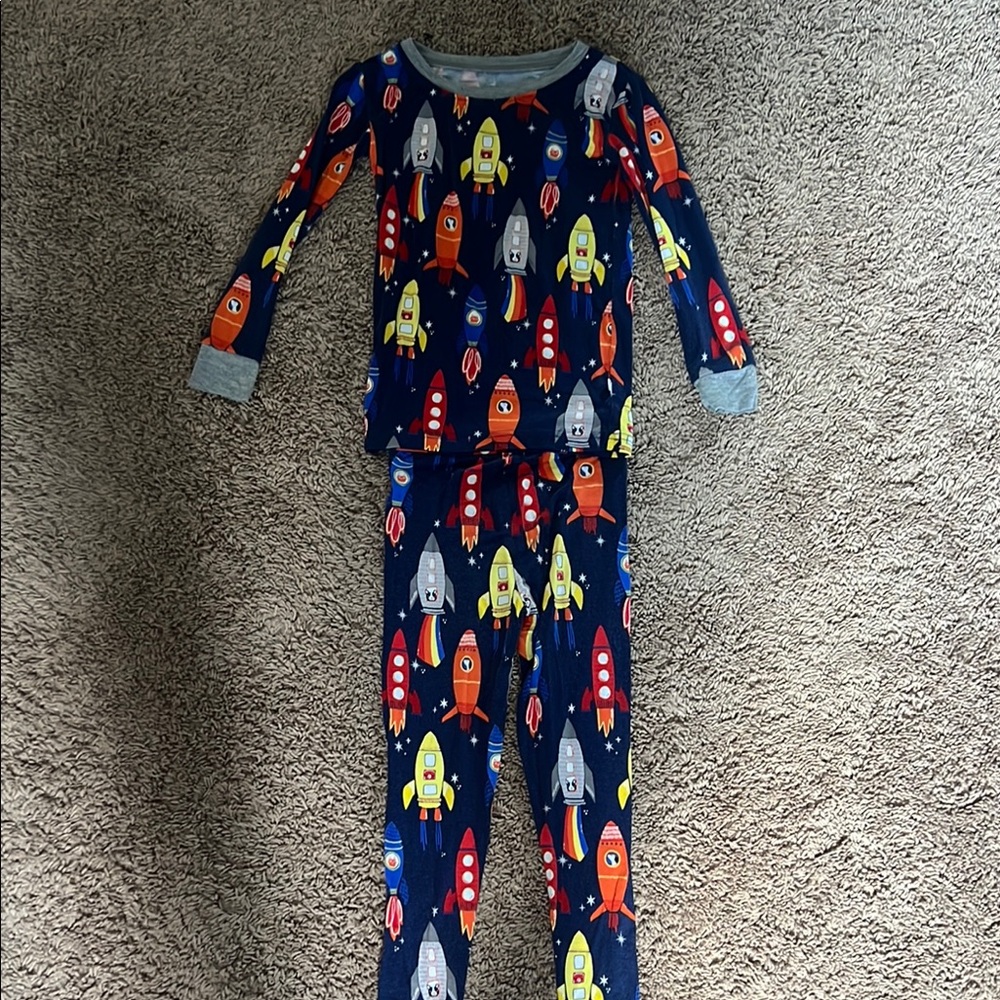 Little Sleepies Space Pajama Set (Great condition)